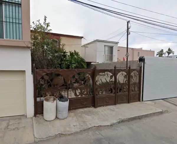 Casa en venta en La Fuente, Playas de Rosarito — foto 3 de 8