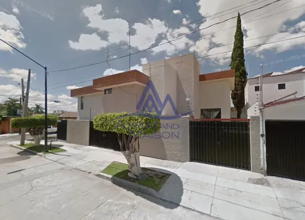 Casa en venta en Arbide, León — foto 3 de 13