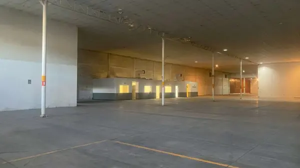 Bodega en renta en Plaza Jumbo, Torreón — foto 3 de 11