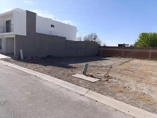 Terreno en venta en Villas del Renacimiento, Torreón — foto 2 de 5