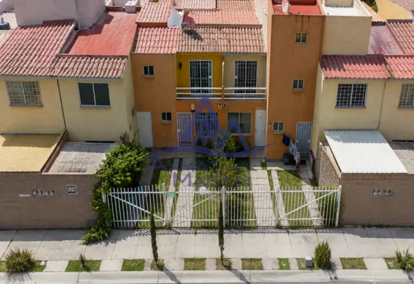 Oportunidad de Remate: Casa Comercial en Chimalhuacán, Santa María Nativitas