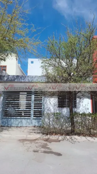 Casa en venta en Santa María, García — foto 3 de 12