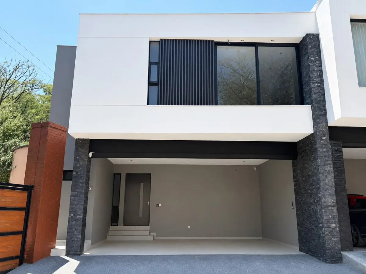 Casa en venta en El Barro, Monterrey — foto 1 de 12