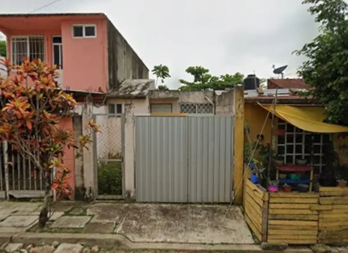 Casa en venta en Jardines de Tlalcualeya, Minatitlán — foto 1 de 5