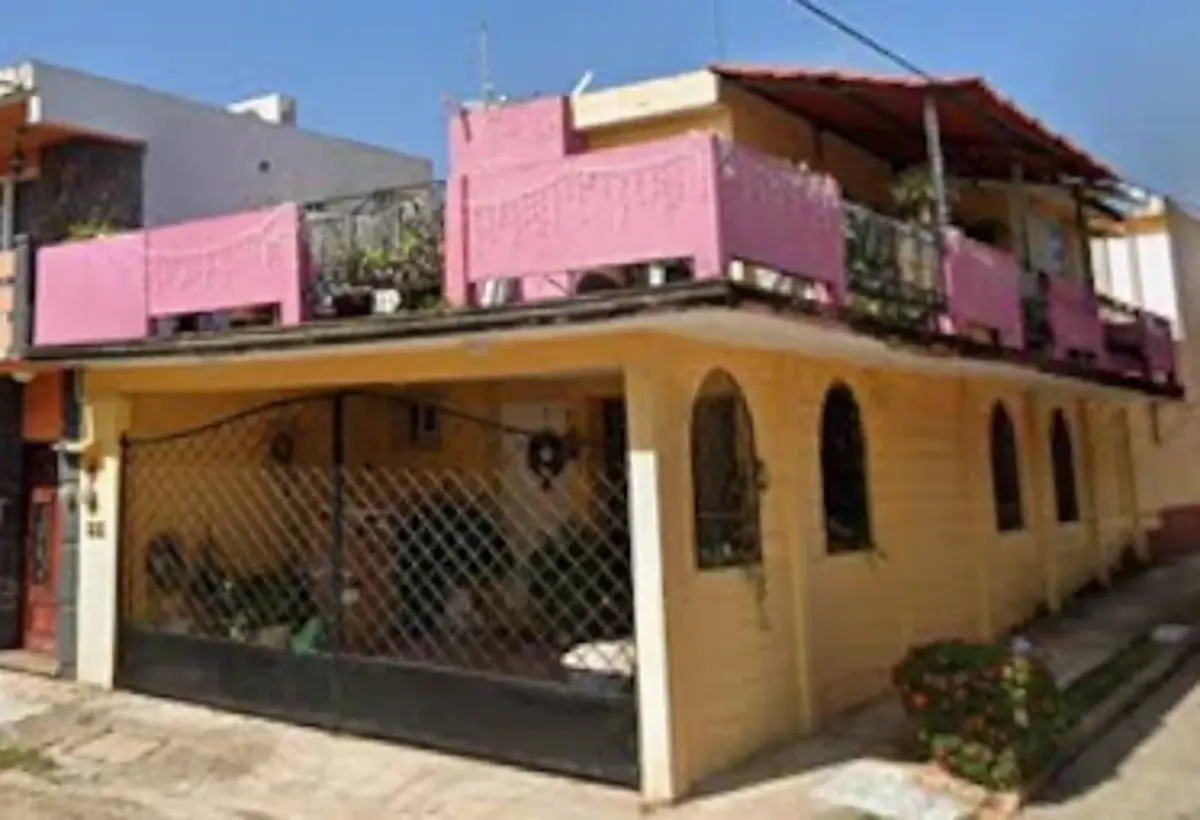 Casa en venta en Jardines de Tlalcualeya, Minatitlán — foto 1 de 6