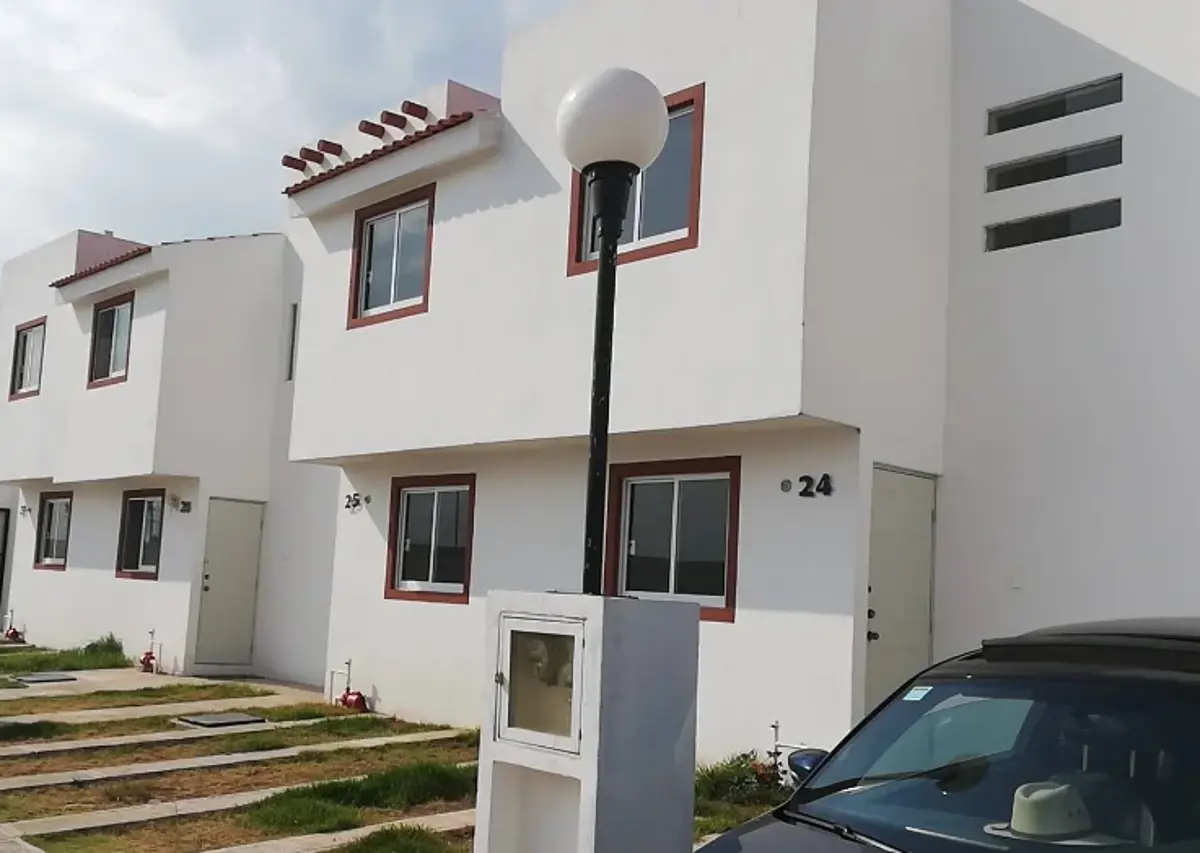 Casa en venta en San Francisco Ocotlán (Ocotlán), Coronango — foto 1 de 3