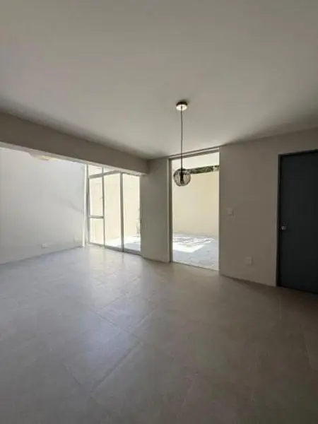 Preciosa casa 
Ciudad del sol 
Zapopan