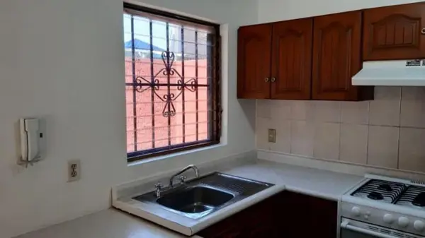Casa en renta en La Calma 2a Secc, Zapopan — foto 2 de 4