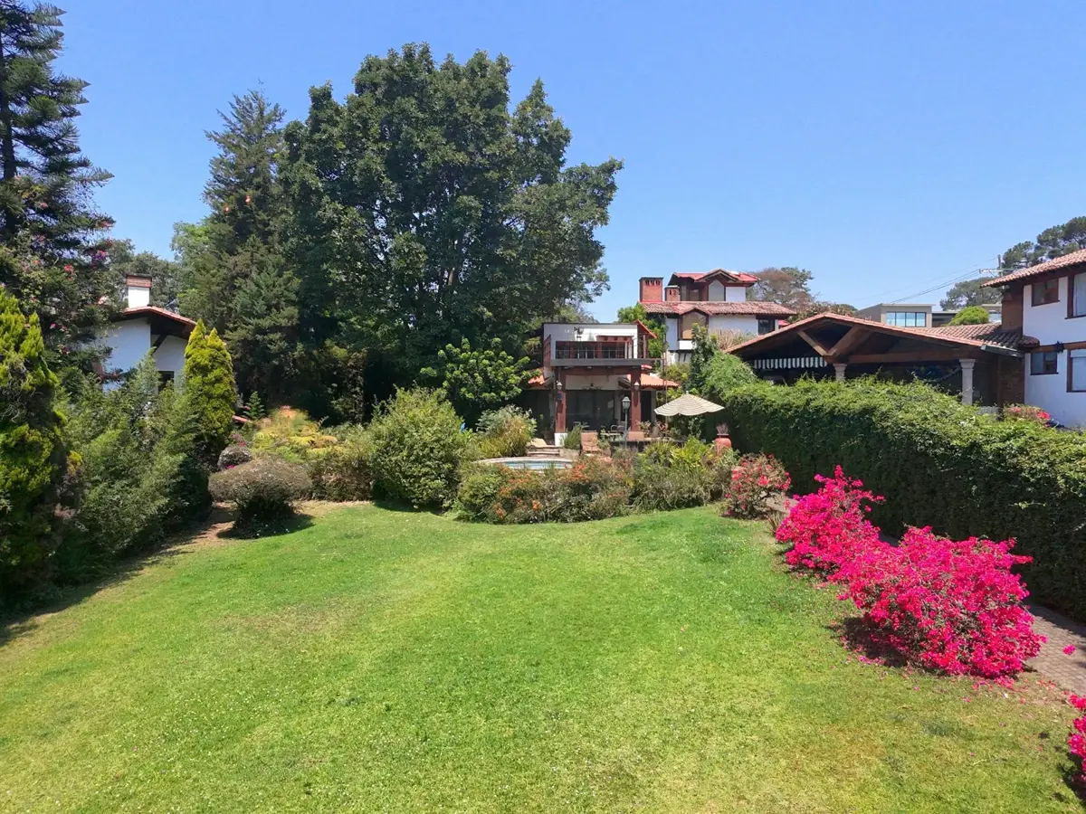 Casa en renta en Avandaro, Valle de Bravo — foto 1 de 71