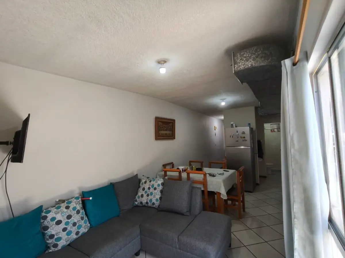 Vista 2 de CASA EN VENTA MONTERREAL