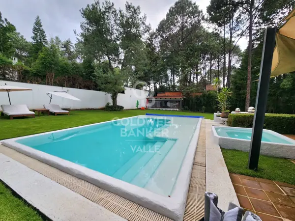 Casa en renta en Avandaro, Valle de Bravo — foto 2 de 47