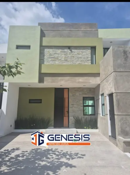 Casa en Venta en Jardines Vista Hermosa, Colima - Gated Community con Amenidades