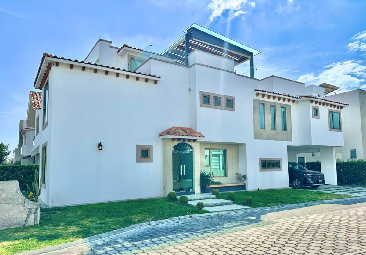 Casa en venta en Condado del Valle, Metepec — foto 1 de 22