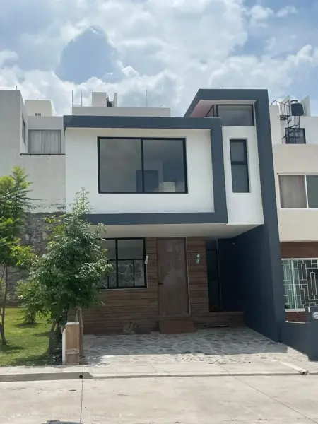 Casa en venta en Cañadas del Bosque, Morelia — foto 3 de 10