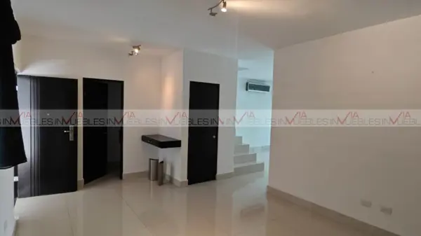 Casa en renta en Puerta de Hierro, Monterrey — foto 3 de 21