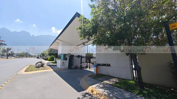 Casa en renta en Puerta de Hierro, Monterrey — foto 2 de 21