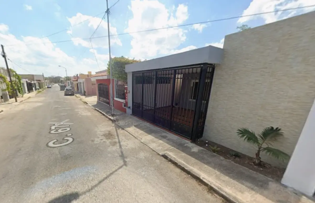 Casa en venta en Bosques del Poniente, Mérida — foto 1 de 8