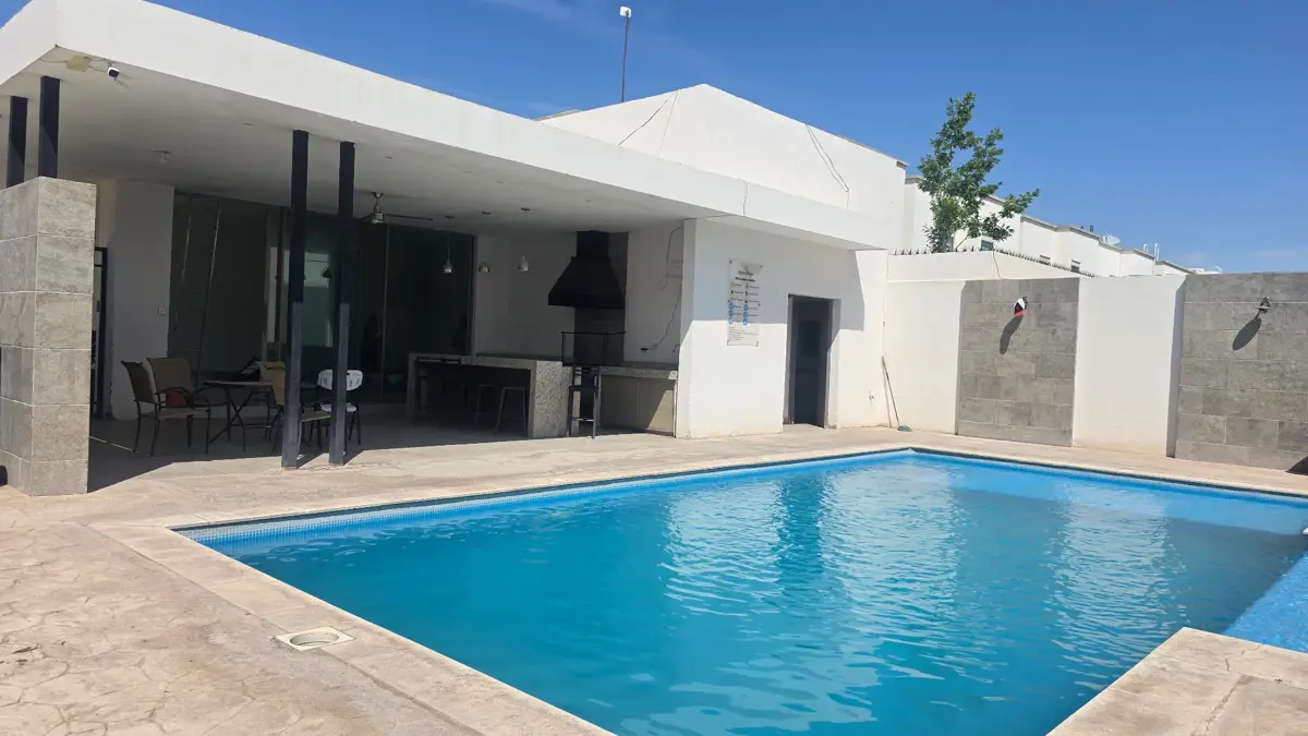 Vista 3 de Casa muy bien ubicada en una cerrada con pocas casas ya toda construida