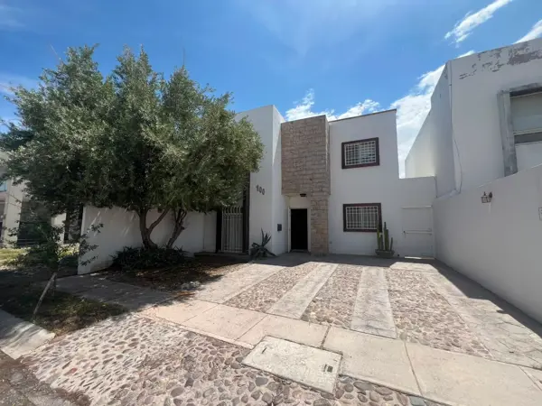 Casa en renta en Residencial Senderos, Torreón — foto 2 de 23