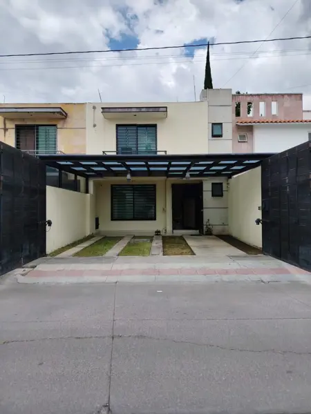 Casa en San Isidro Azteca, León, Guanajuato