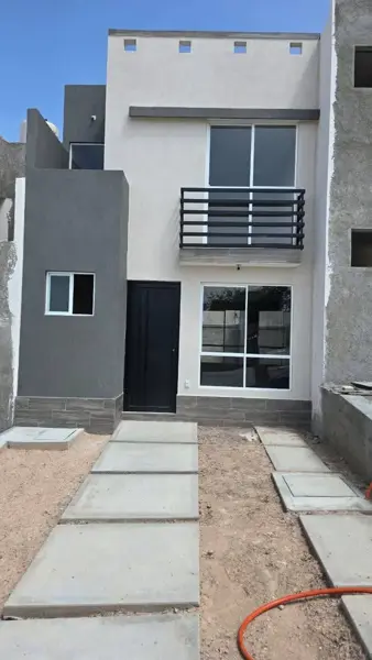Casa en venta en Candora, León — foto 2 de 8