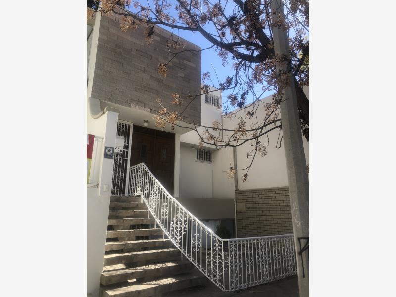 Casa en renta en Republica Norte, Saltillo — foto 1 de 27