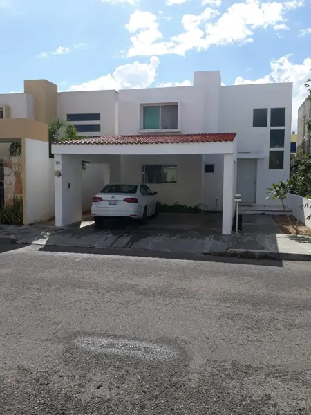 Casa en Renta Amueblada en Altabrisa Privada Quintareal, Mérida.