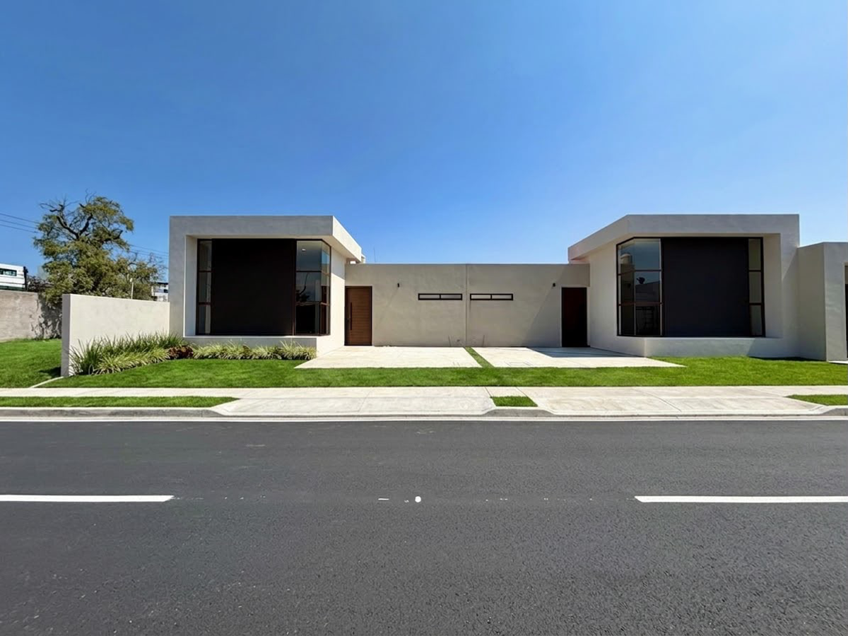 Casa en venta en Llano Grande (El Salitre), Metepec — foto 1 de 14