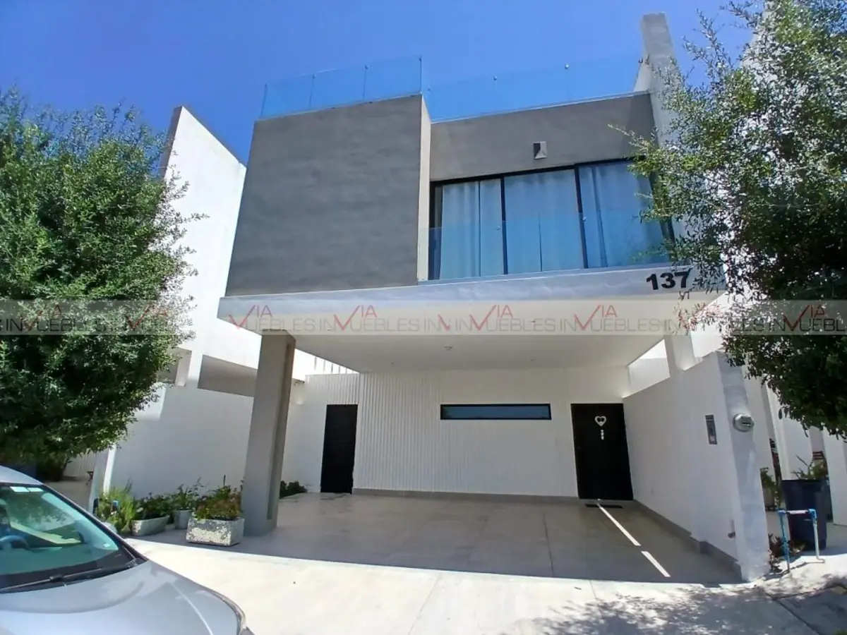 Casa en renta en Yerbaniz, Santiago — foto 1 de 20