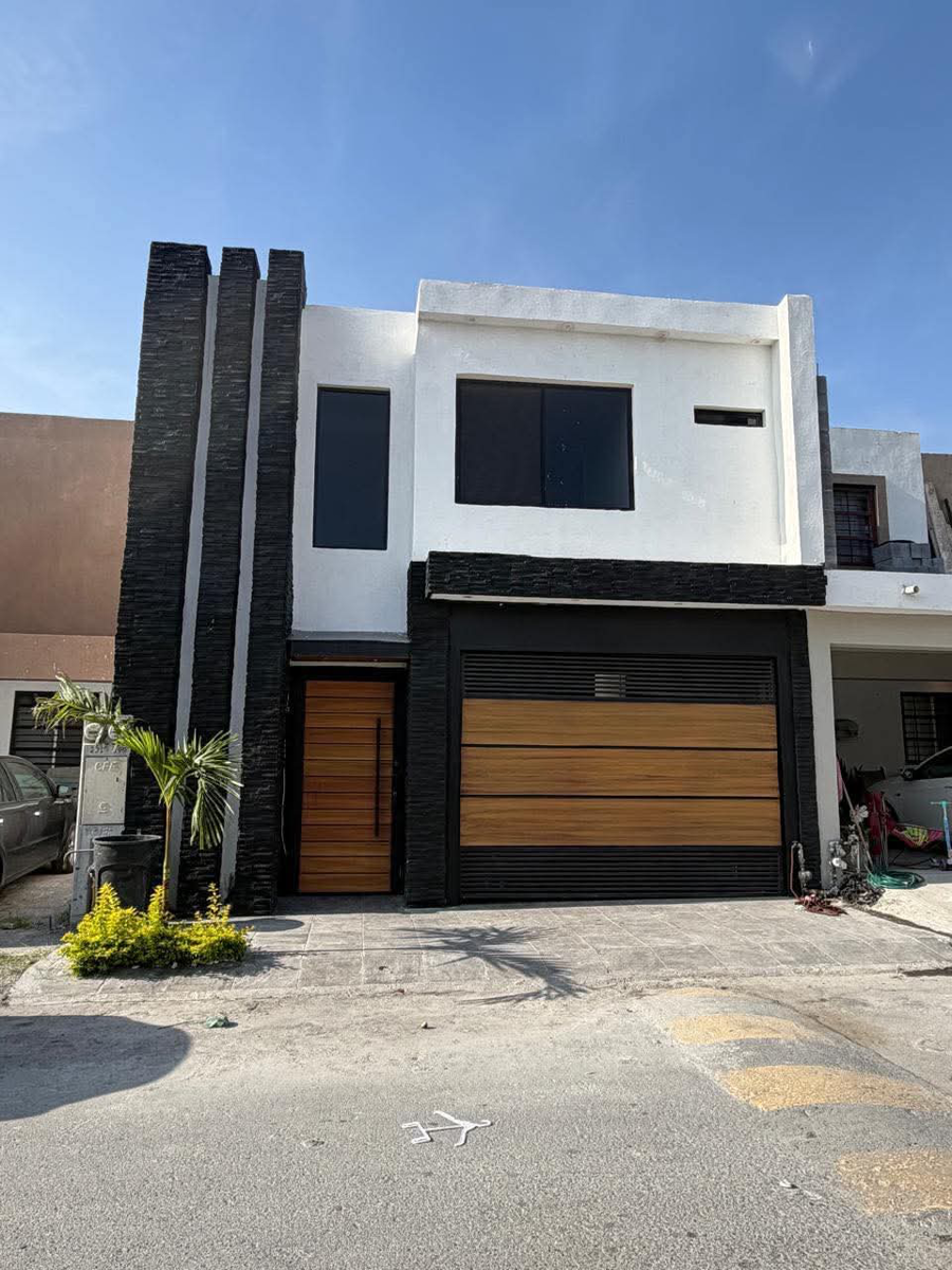 Casa en venta en Muran Residencial, Apodaca — foto 1 de 13