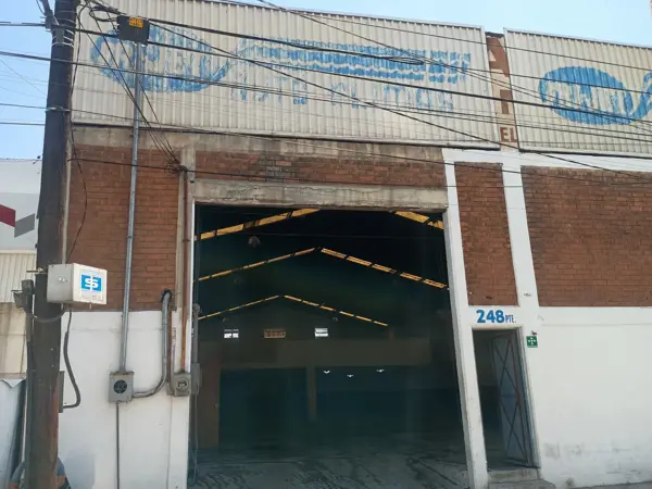 Bodega en renta en Mitras Centro, Monterrey — foto 2 de 17