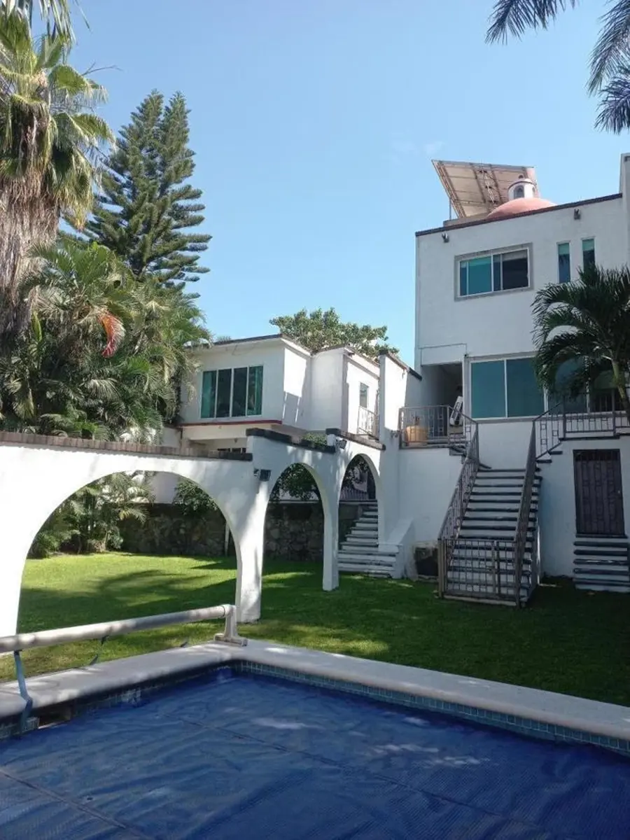 Casa en venta en Palmira, Cuernavaca — foto 1 de 26