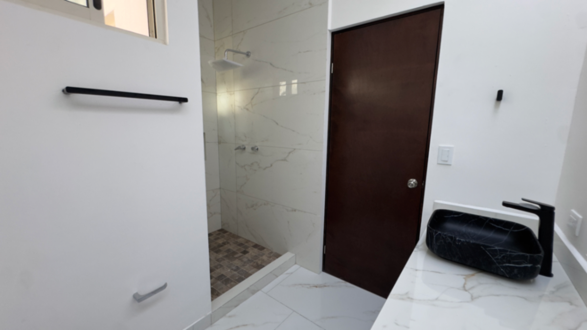 Casa en Venta en Los Nogales, Santiago, Nuevo León