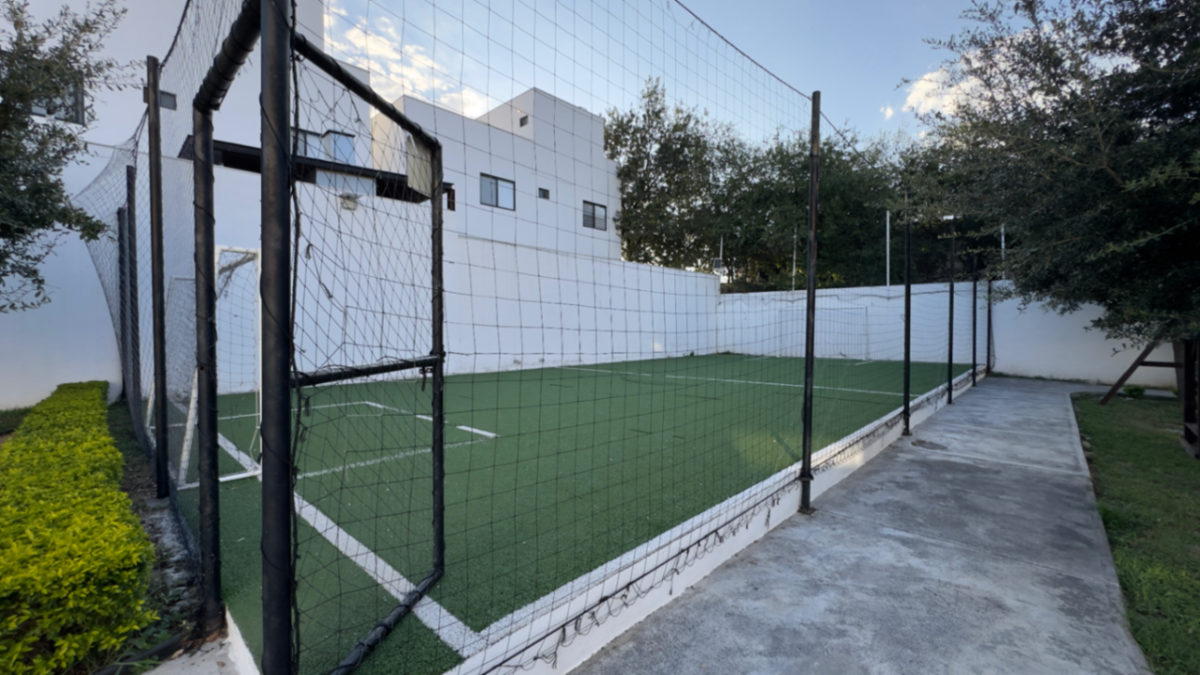 Casa en Venta en Los Nogales, Santiago, Nuevo León