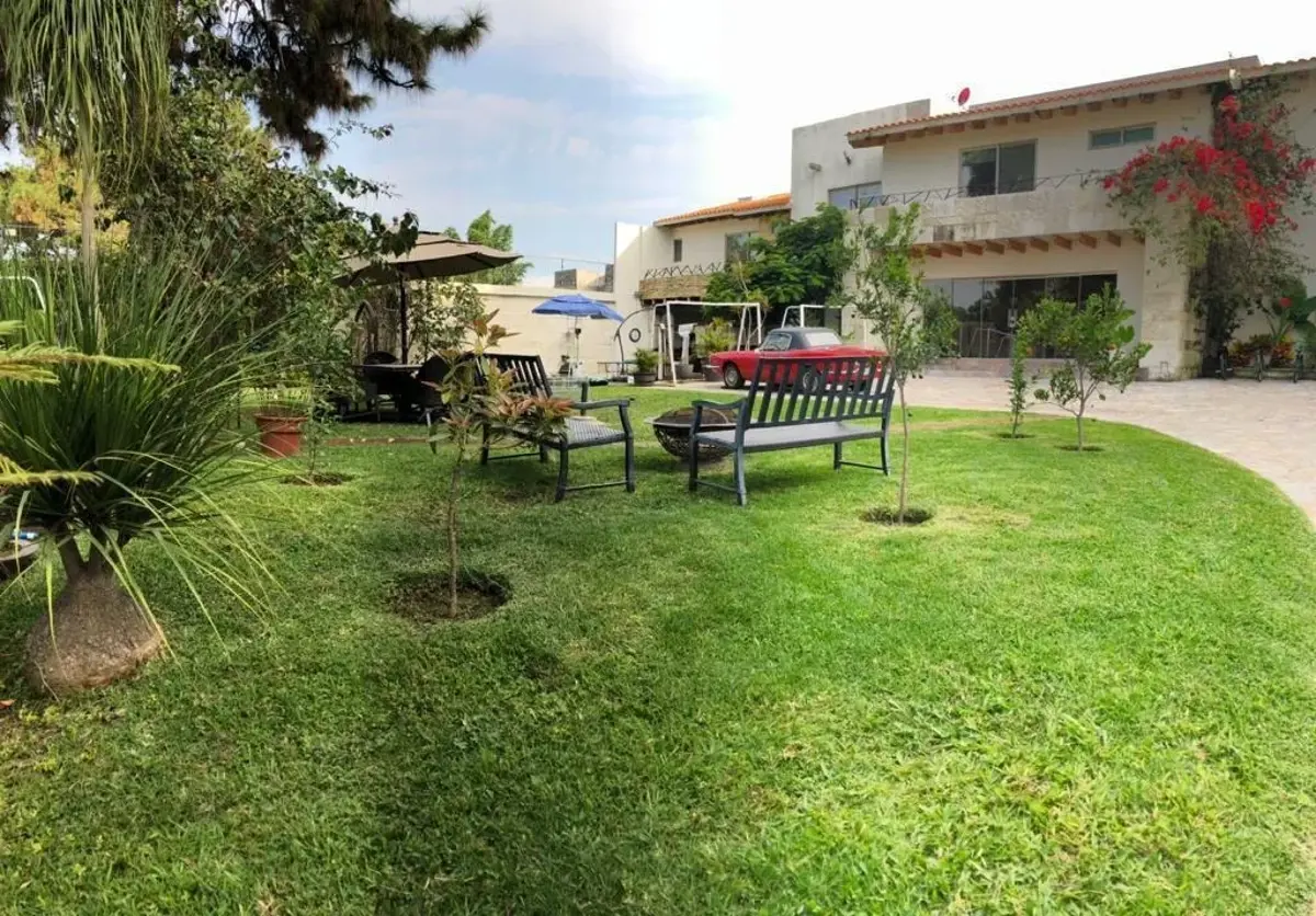 Casa en venta en Tzompantle Norte, Cuernavaca — foto 1 de 24