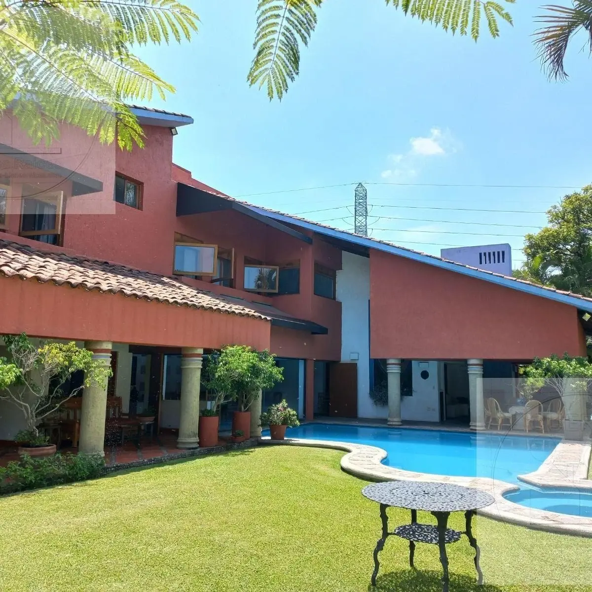 Casa en venta en Los Apantles, Jiutepec — foto 1 de 44