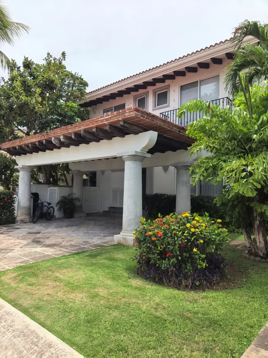 Casa en renta en Zona Hotelera, Benito Juárez — foto 1 de 25