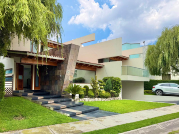 Casa en venta en Zamarrero, Zinacantepec — foto 3 de 25