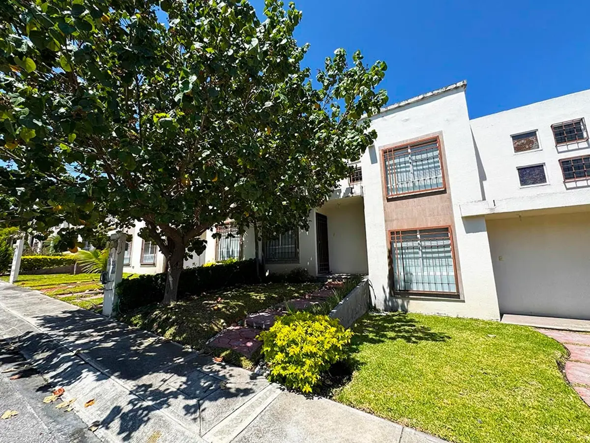 Casa en venta en Real Santa Fe, Xochitepec — foto 1 de 14
