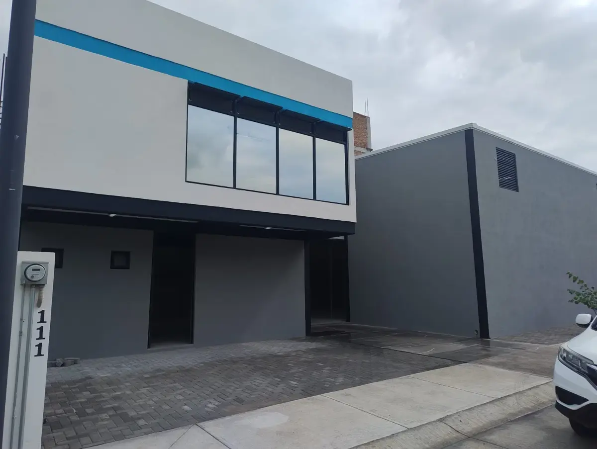 Bodega en renta en Juan Pablo II, Celaya — foto 1 de 7