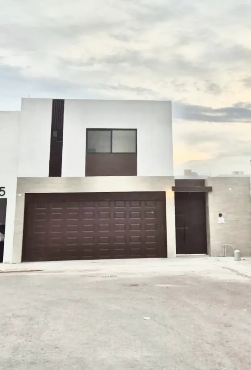 Casa en venta en Villas del Renacimiento, Torreón — foto 1 de 19