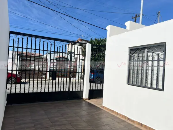 Casa en venta en Mision de San Cristobal, San Nicolás de los Garza — foto 2 de 12