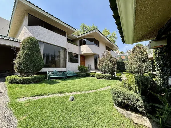 RENTA DE CASA AMUEBLADA EN COLONIA JARDÍNES EN LA MONTAÑA,TLAPAN