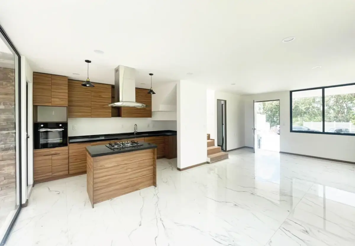 Casa en venta en Cañadas del Bosque, Morelia — foto 1 de 9