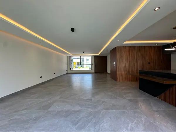 Casa en venta en Lomas de Angelópolis, San Andrés Cholula — foto 3 de 24