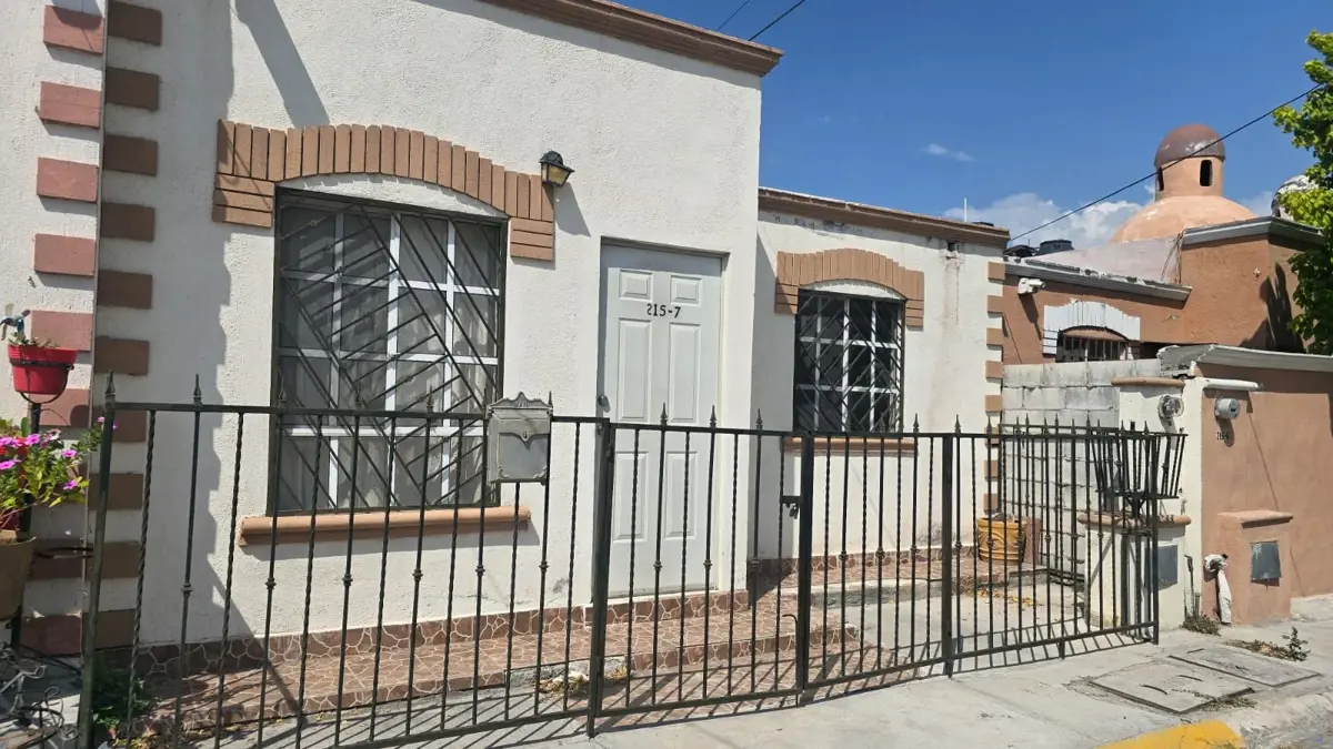 Casa en renta en Hacienda la Magueyada, Saltillo — foto 1 de 8
