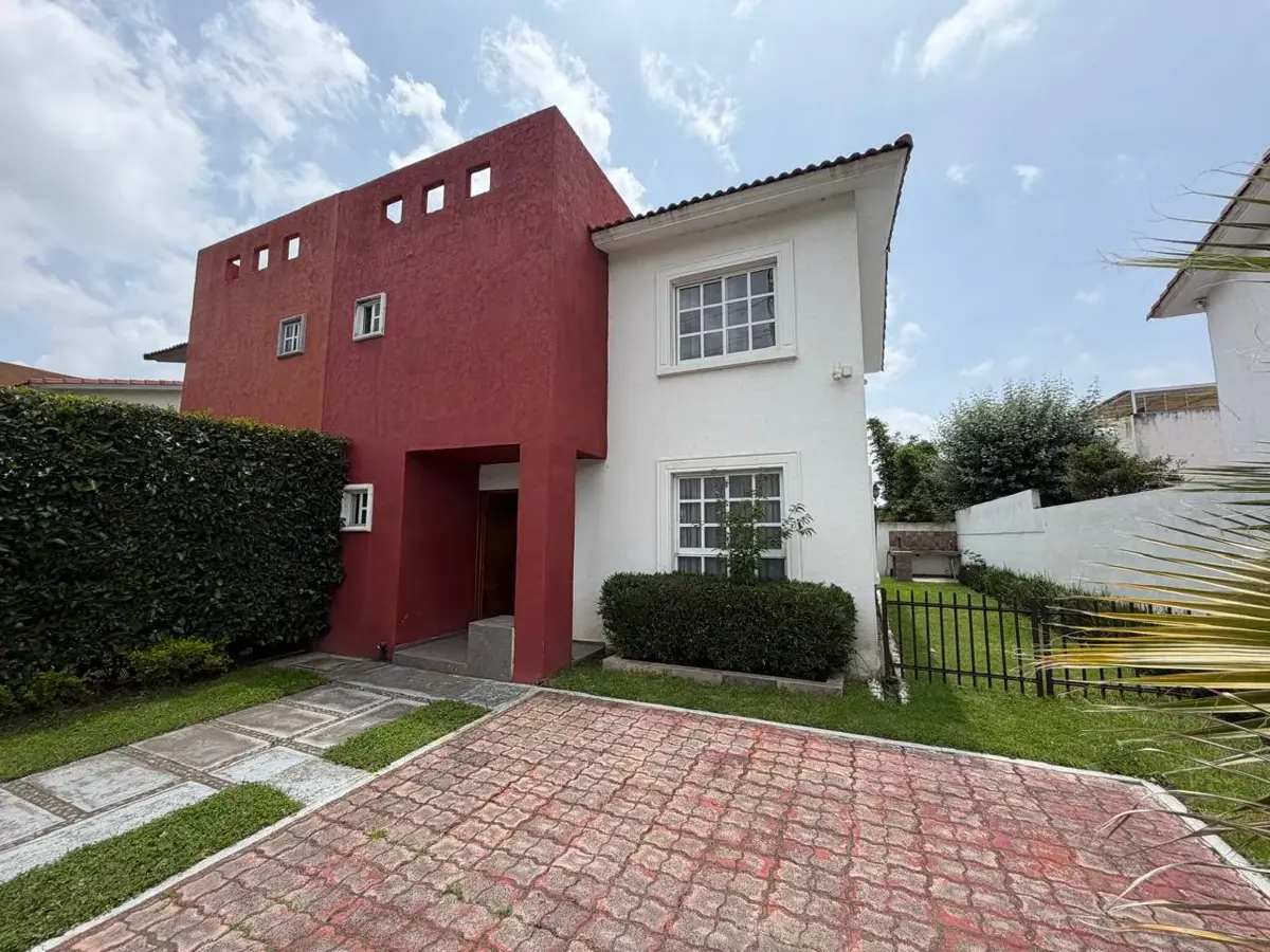 Casa en renta en Villas del Campo, Calimaya — foto 1 de 25