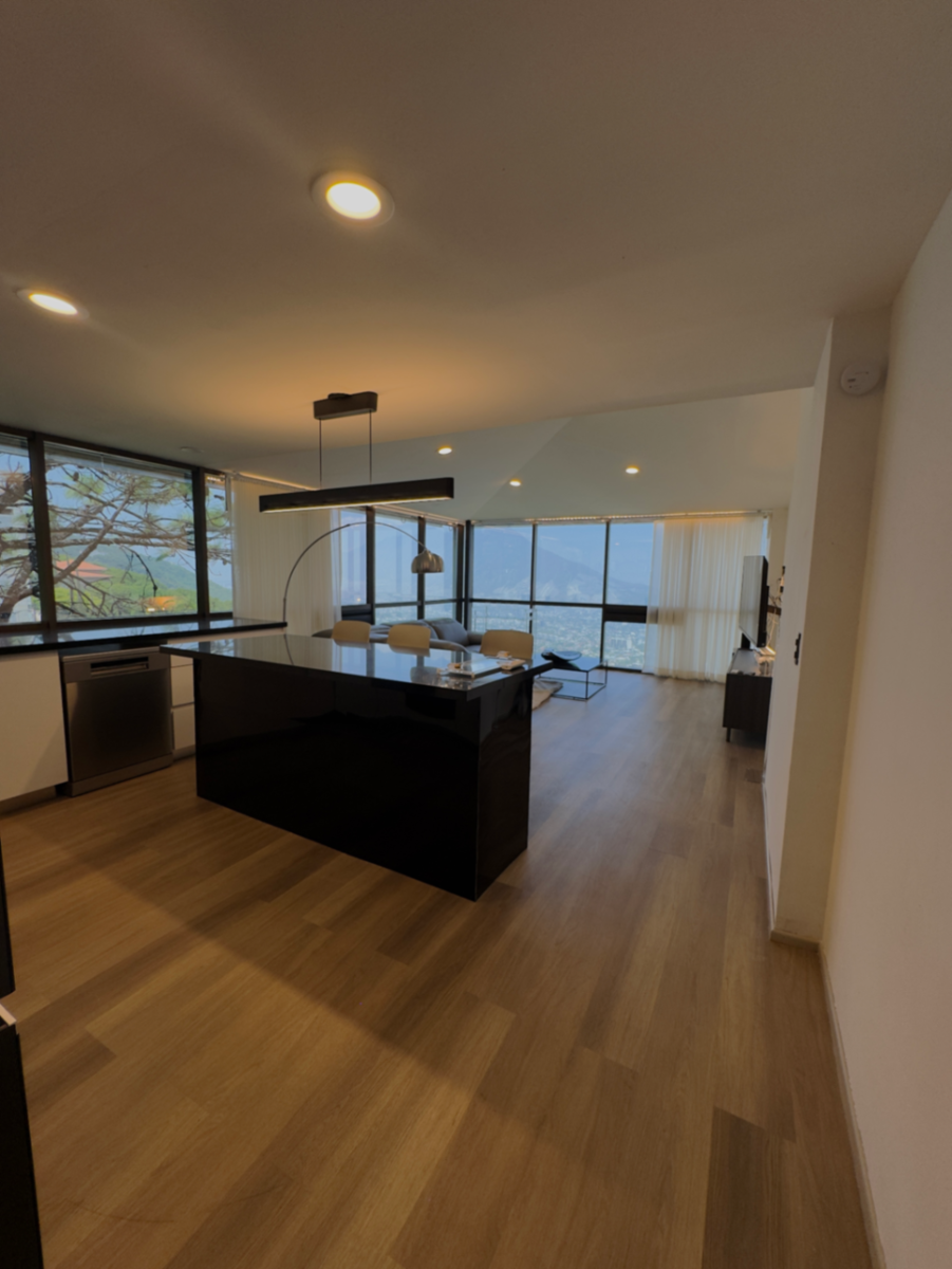 Departamento en Renta en Valle de San Ángel Sect Español, San Pedro Garza García, Nuevo León