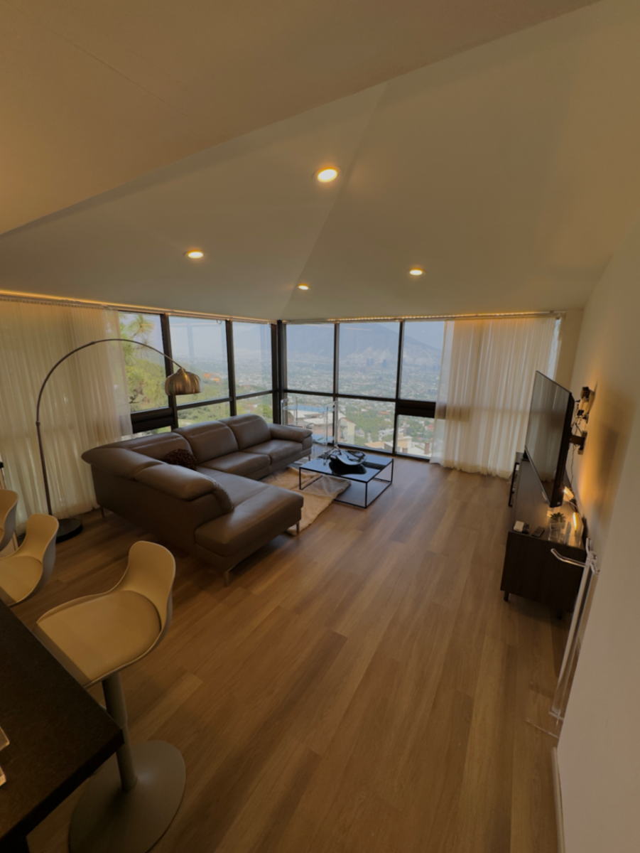 Departamento en Renta en Valle de San Ángel Sect Español, San Pedro Garza García, Nuevo León