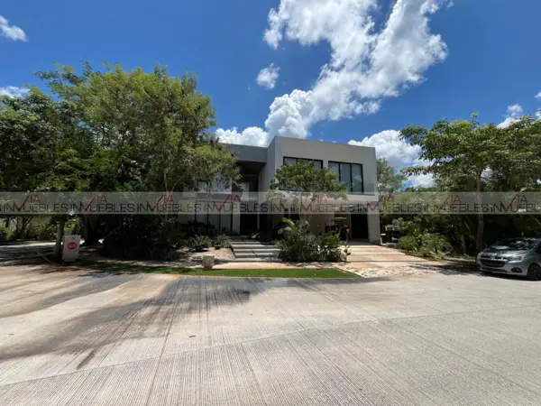 Casa en venta en Yucatán Country Club, Mérida — foto 2 de 25